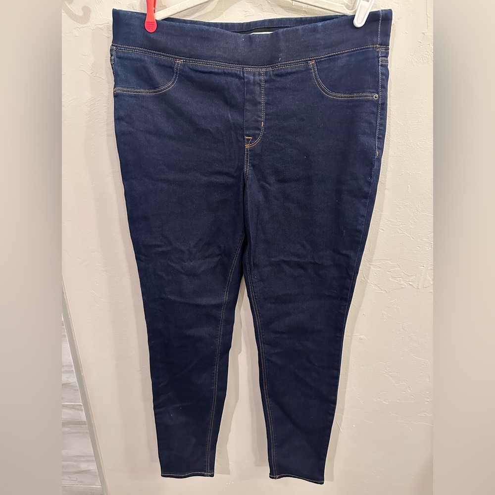 Old Navy Women's pull on Jeggings 14